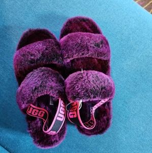 Size 7 women's fluffy platform sandal